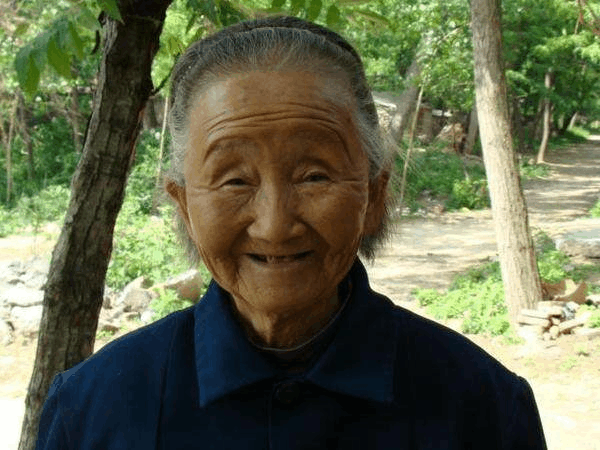北京93岁老人长寿秘诀(北京卫视百岁老人长寿秘诀)